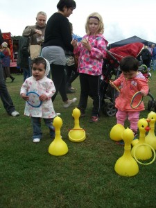 Maidstone Mela 2013 ...the duck game. NO PAY TO PLAY at The Mothers' Union stall.